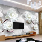 Miniatura fototapety Białe kwiaty i kule we wnętrzu salonu